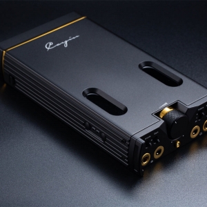 Cayin C9ii Balanced Tube Portable Headphone Amplifie Fully balanced Headphone Amp